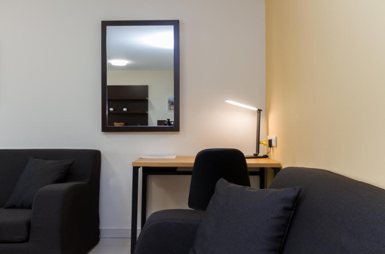 Ponent 612 In Marina By Locap Group *