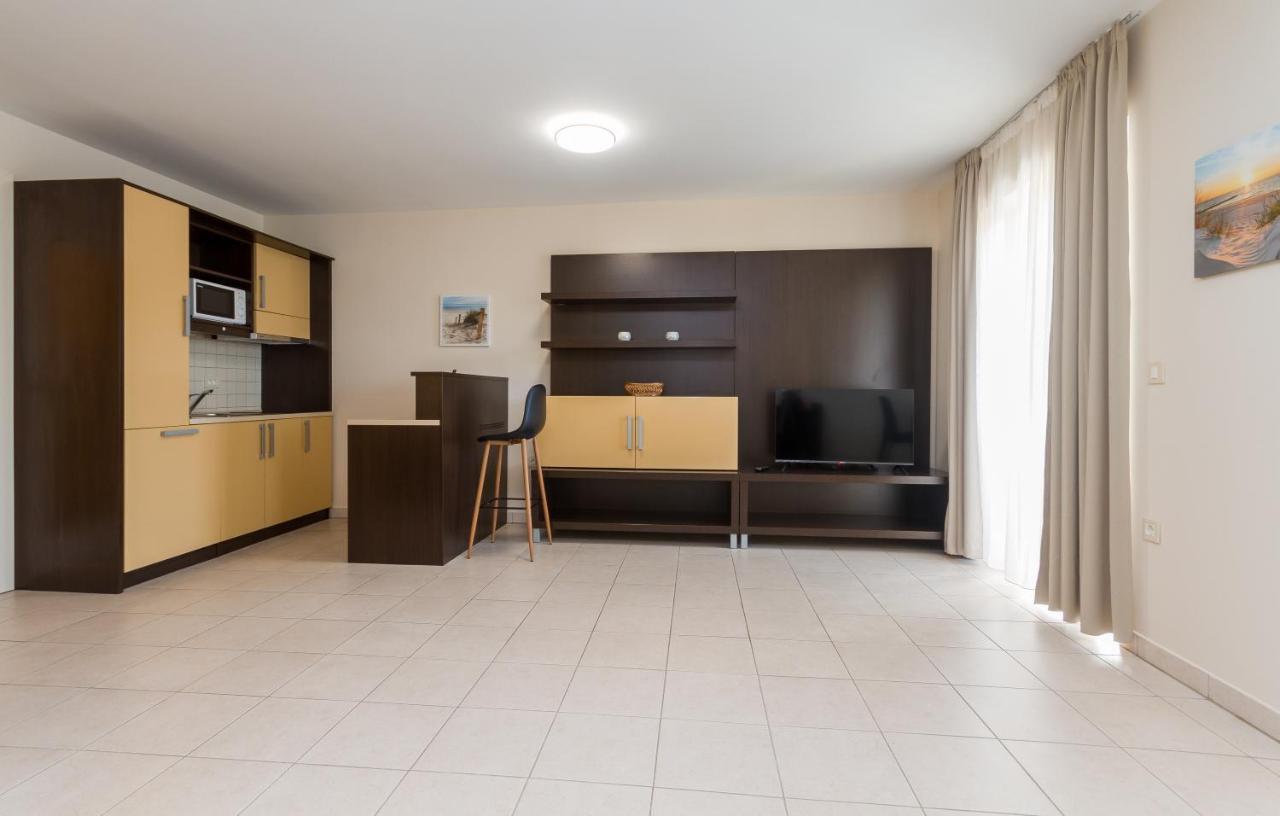 Ponent 612 In Marina By Locap Group