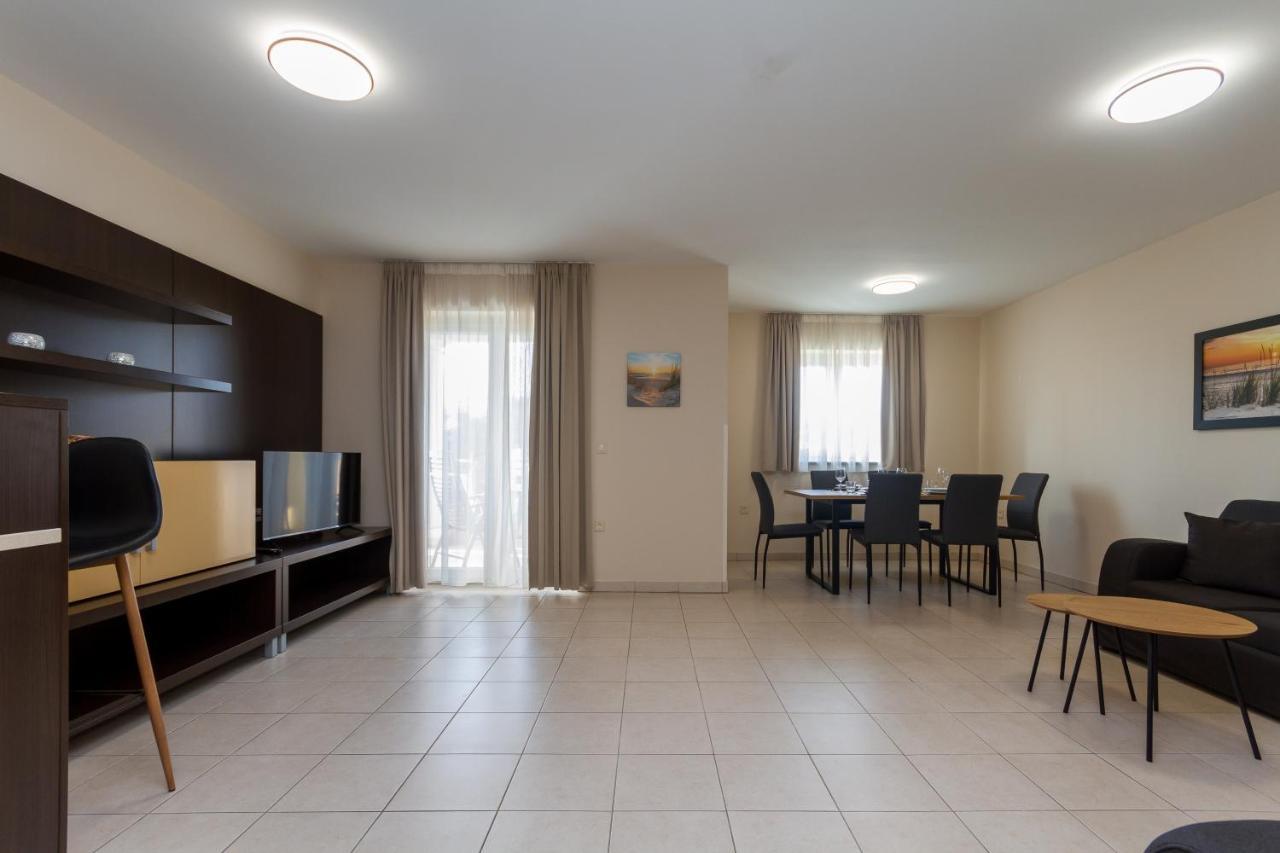 Ponent 612 In Marina By Locap Group Apartment *